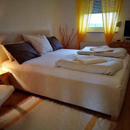 Meszaros Apartman Bük Eksteriør bilde